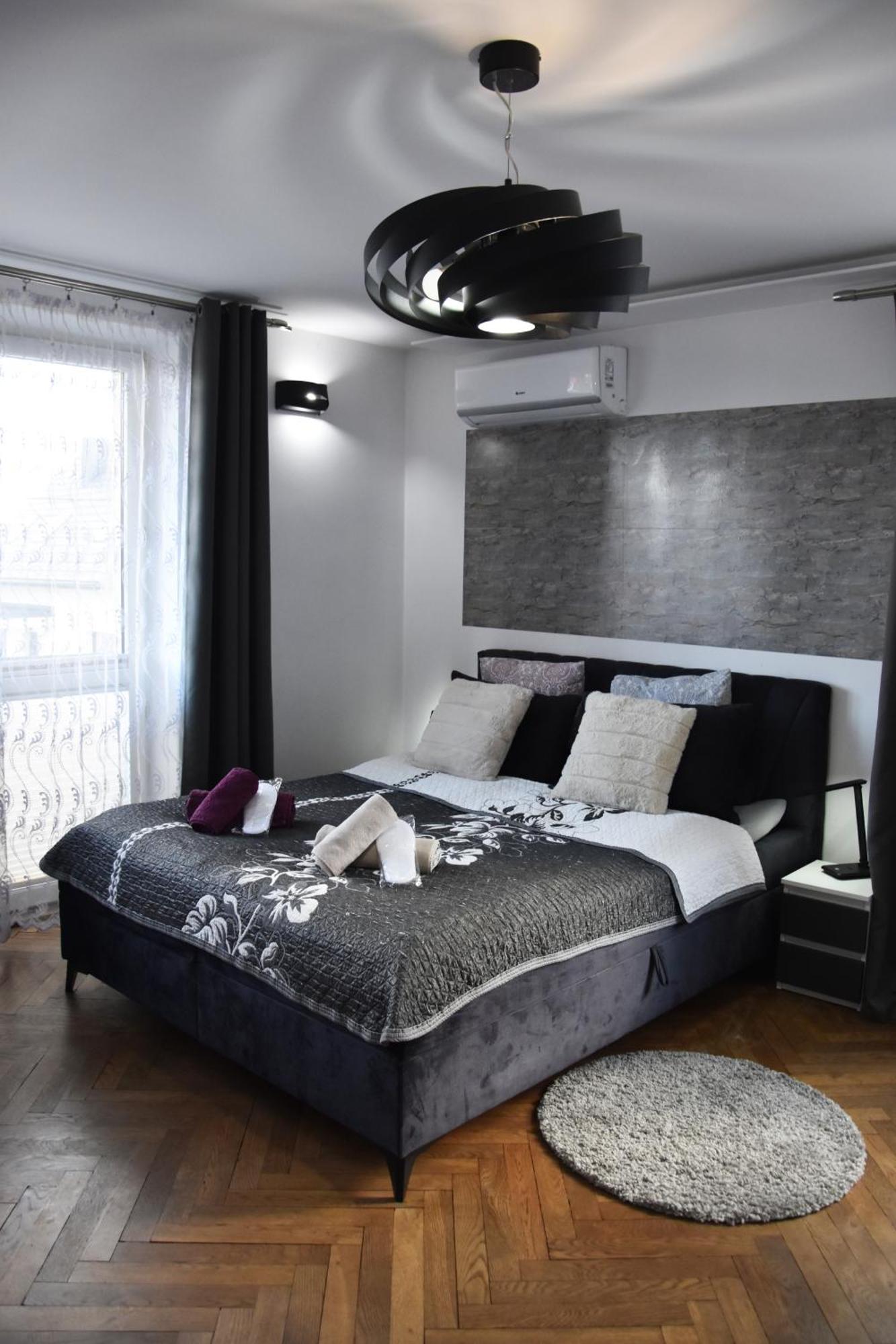 Apartament Night Premium Cracovia Exterior foto